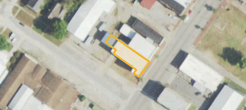 305 Fry St