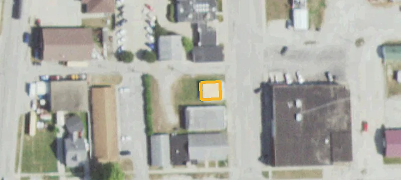 16 Axtel Ave