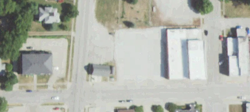 13 Jones St