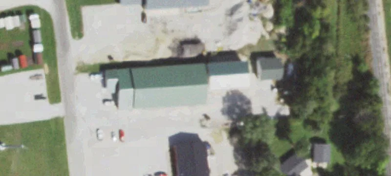 702 Walnut Cir