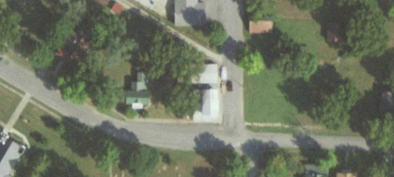 11 1st St