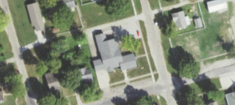 207 Oak St