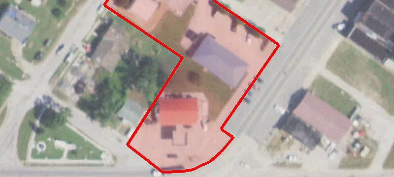 211 Main St