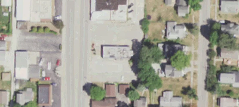 411 Main St
