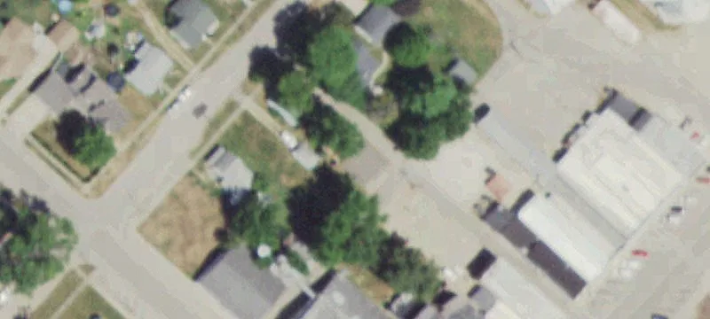 106 2nd St