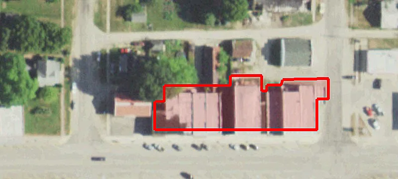128 Main St