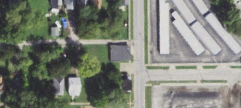 845 Van Dyke St
