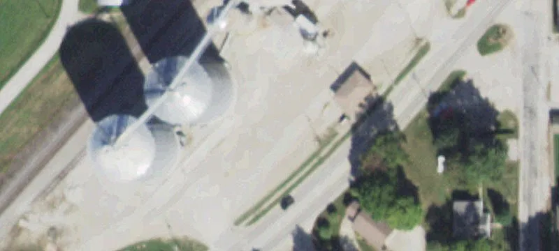 107 Railroad Ave