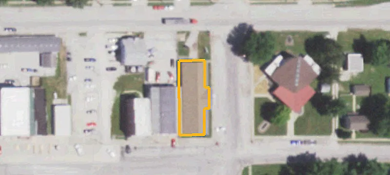 104  St
