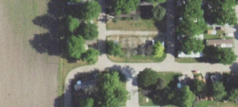1915 Maple Acres Dr