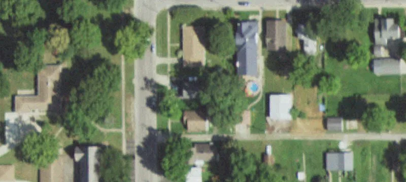 416 4th St