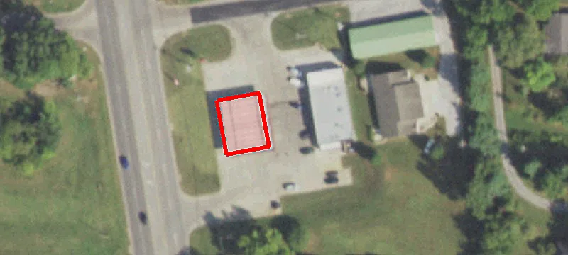 104 Railroad Ave