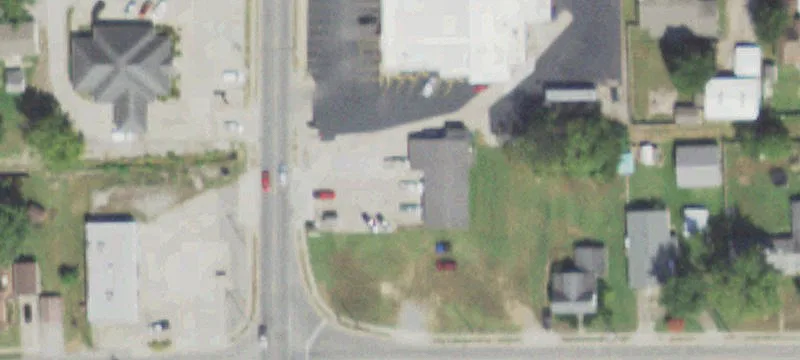 905 Grand Ave