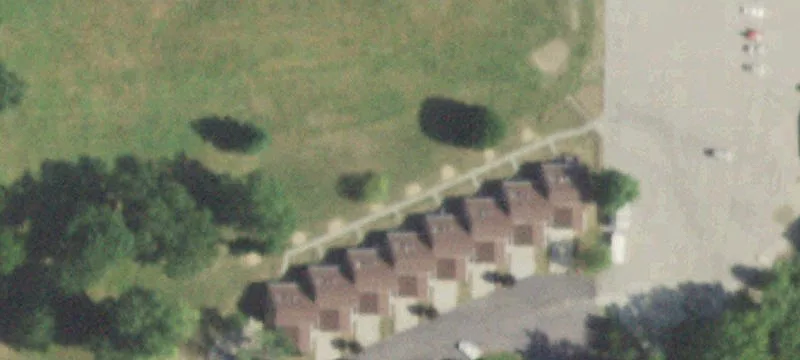 Country Clb Apartments