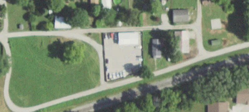335 Railroad Ave