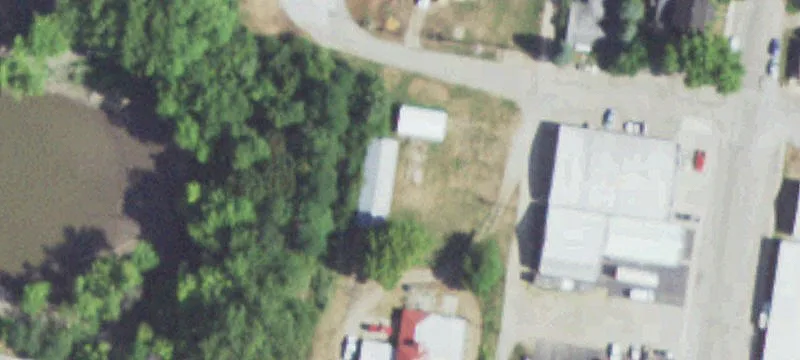 6th St At N Riverview Ct