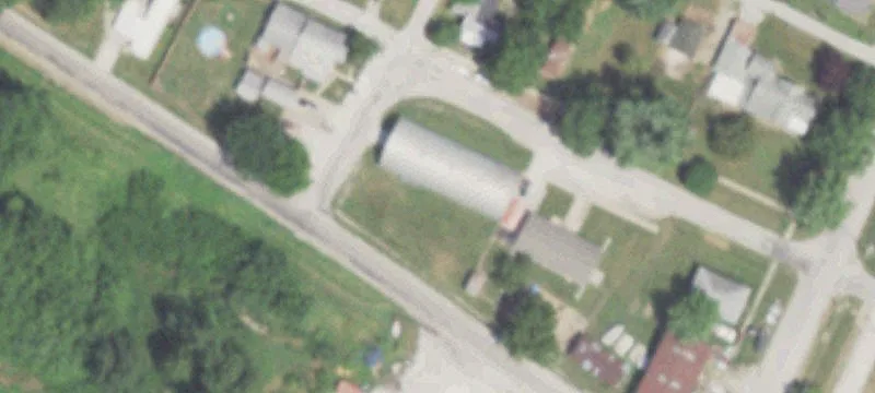 104 Railroad St