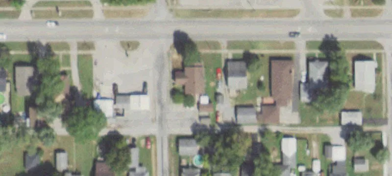 1302 Main St