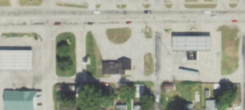 1202 Main St