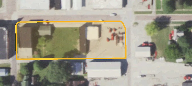 26 Main St