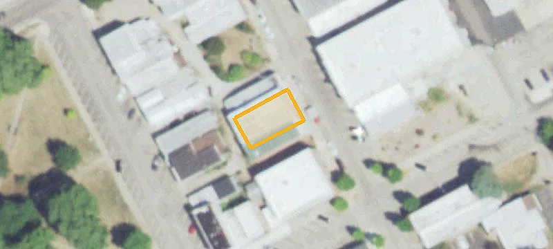 411 Edward St