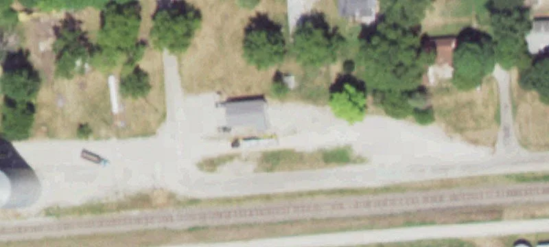 409 Pond St