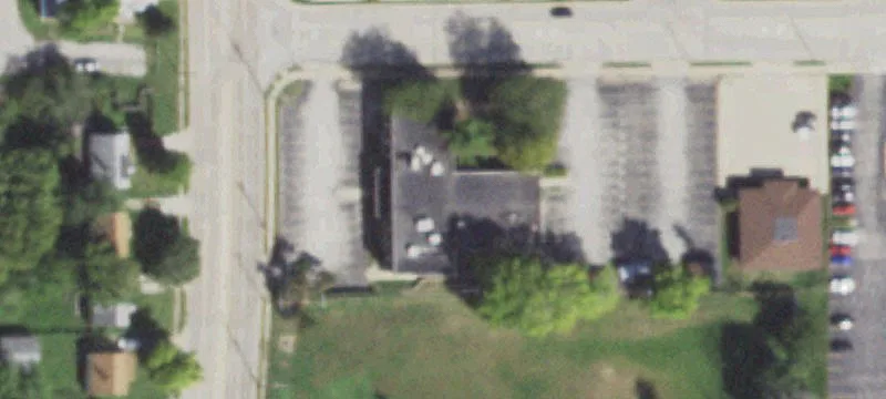 2220 Monroe St