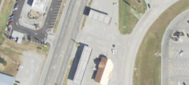 614 Commercial St