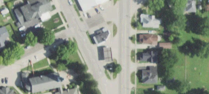Michigan Ave At S 6th St