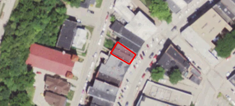 211 Main St