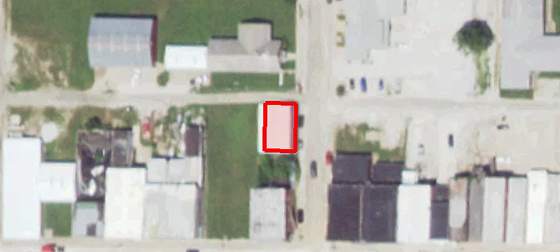 102 Ctr St