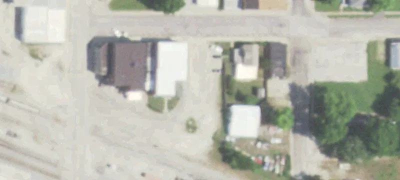 109 Oakes St