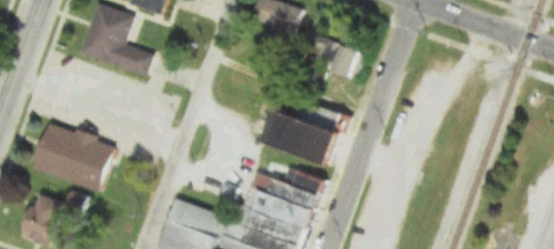 661 Chestnut Ave