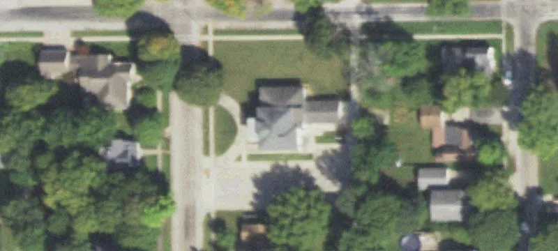 312 Broadway St