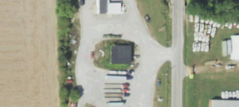 864 Main St