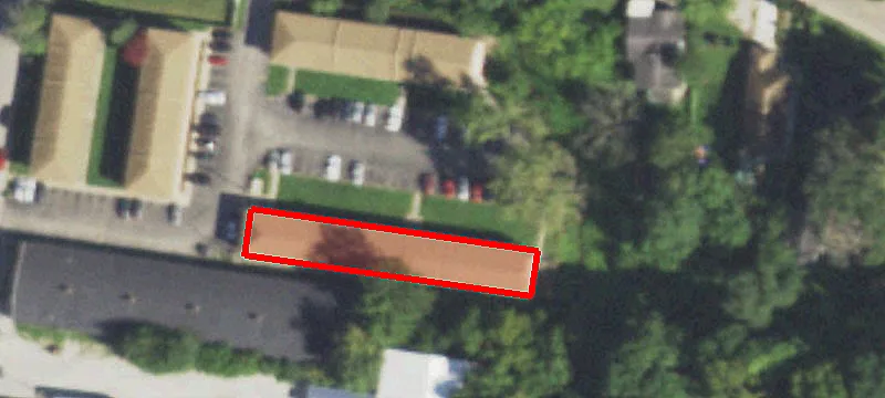 780 Nelson Ave