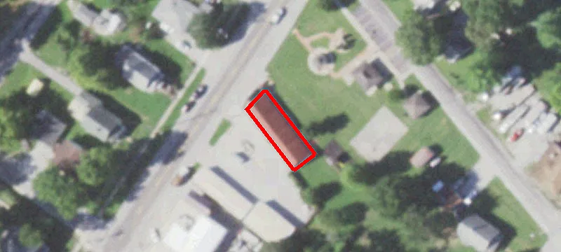 308 Henry St