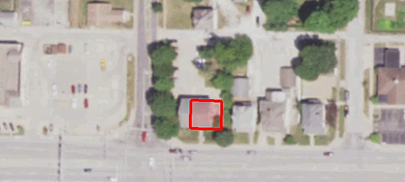402 Jackson St