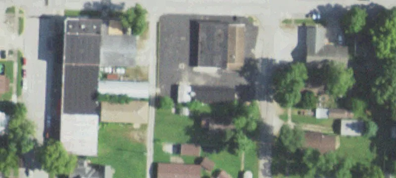 305 Lincoln St