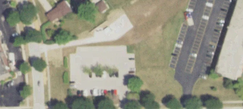 555 Lawrence Ave