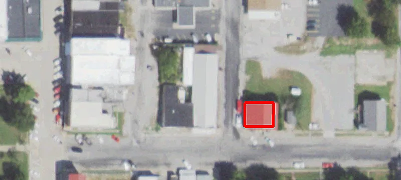 302 Main St