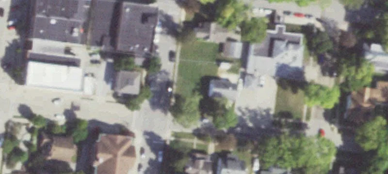 206 Main St