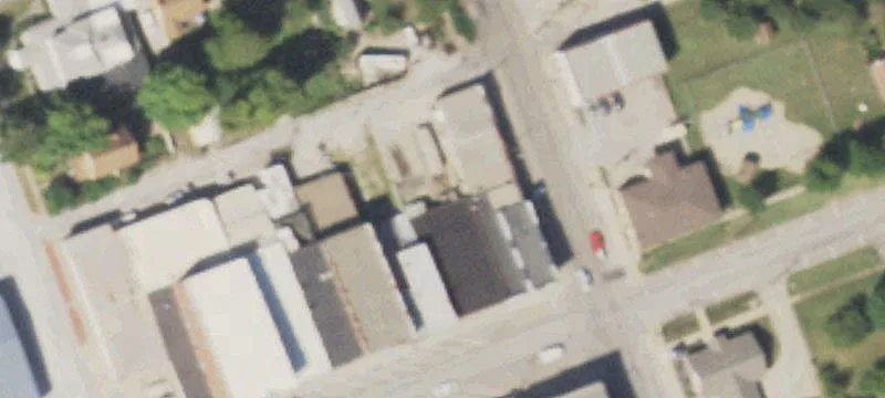 16th W Main St