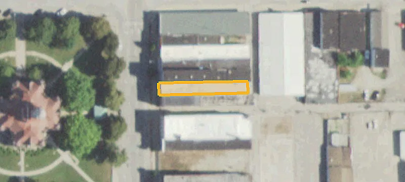 120 Main St