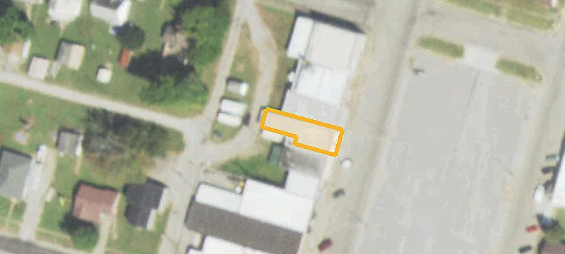 271 Lincoln Blvd