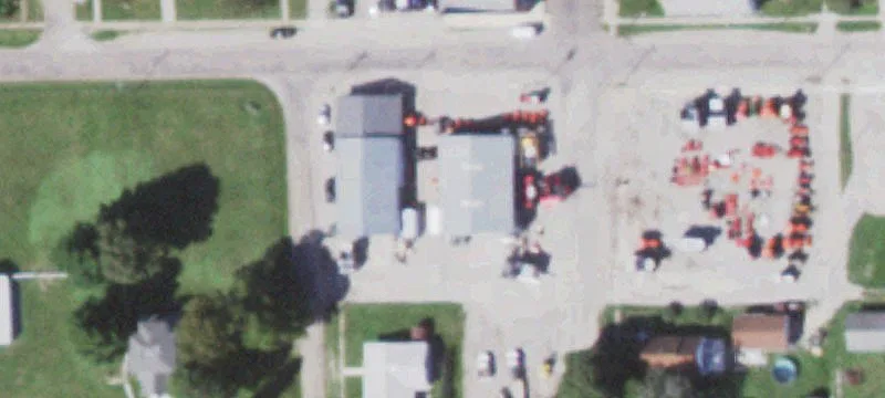 206 2nd St