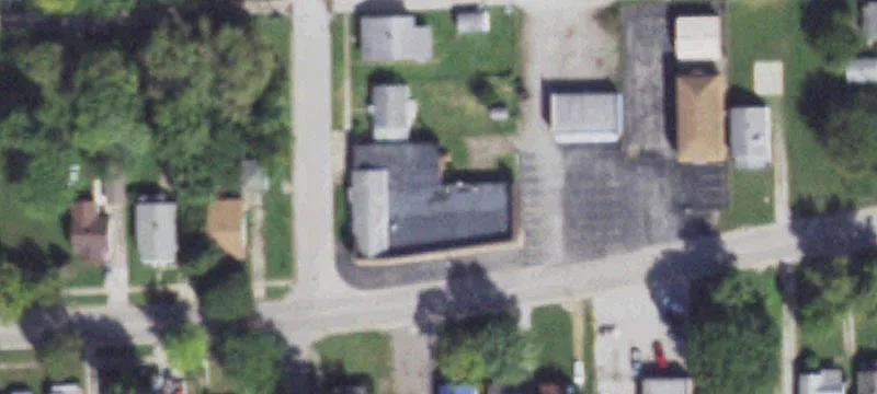 2502 William St