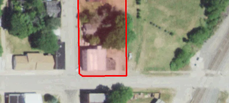 106 Main St