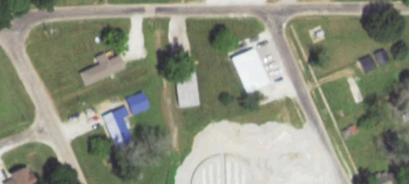 318 Mary St