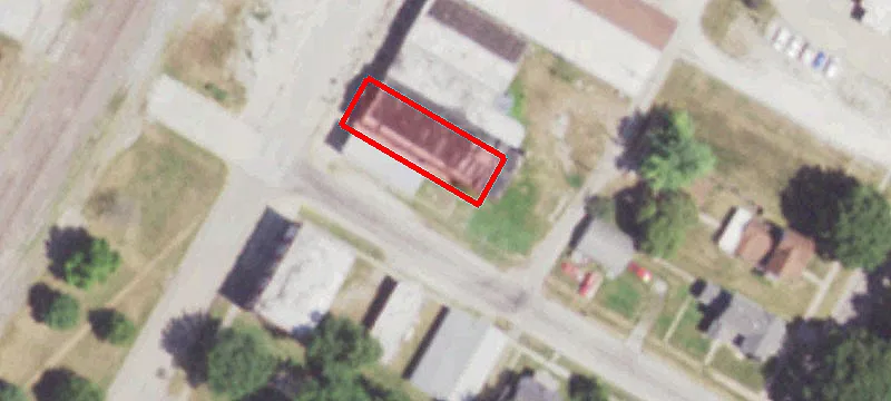 302 Main St